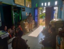 Penyaluran Bantuan Beras di Desa Sukaramai: Babinsa dan Pemerintah Bersinergi