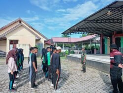 Koptu Dedi Januari Bersama Polsek Jaya Gelar Apel Pengecekan Paskibraka HUT RI ke-80 di Kecamatan Jaya