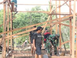 Pemasangan Tiang RTLH Dimulai, TMMD 125 Kodim 0909 Kebut Progres Pembangunan