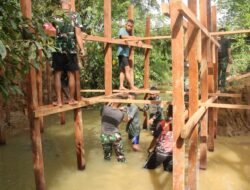 Jembatan TMMD Ke-125 di Desa Suka Rahmat Masuki Tahap Penguatan Tiang Pancang