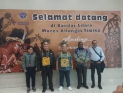 Korpasgat Amankan Kedatangan Anggota VI BPK RI di Bandara Mozes Kilangin Timika