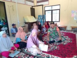 Babinsa Kodim 1001/HSU-BLG Kawal Pendistribusian Bantuan Pangan Beras