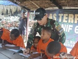 Satgas Yonif 614/RJP Berbagi Ilmu Pengetahuan dengan Anak-Anak di Papua