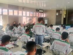 Kodim 1005/Barito Kuala Bekali Paskibra dengan Materi Kewaspadaan dan Ketahanan Nasional