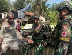 Satgas Yonif 614/RJP Gelar Pengobatan Gratis untuk Masyarakat Papua