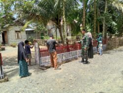 Semarak HUT ke-80 RI: Babinsa Koramil 09/Samatiga dan Warga Gampong Ladang Gelar Lomba Rumah Sehat Antar Dusun