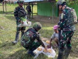 Membangun Perekonomian Masyarakat: Satgas Yonif 614/RJP Borong Hasil Pertanian di Kampung Numbokawi