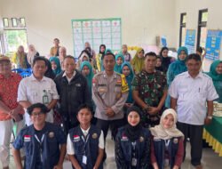 Mahasiswa UNLAM Gelar KKN, Sosialisasi Pemanfaatan Sampah Menjadi Media Tanam, Babinsa Dampingi Masyarakat Binaan
