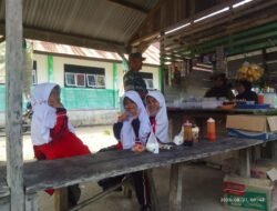 Babinsa Koramil 05/Panga Ingatkan Pentingnya Kebersihan Jajanan Kantin Sekolah