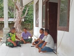 ‎Babinsa Koramil 0105-10/Woyla Barat Jalin Silaturahmi dengan Kepala Desa Long Baro