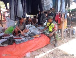 Babinsa Koramil 1602-04/Maurole Pastikan Keamanan dan Kedekatan dengan Masyarakat