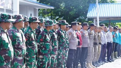 HUT TNI ke-80, Korem 012/Teuku Umar Laksanakan Karya Bhakti di Pasar Bina Usaha