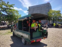 Babinsa Koramil 02/Woyla,Polsek Woyla Dan Satpol WH Kab.Aveh Bara, Gelar Razia Busana Islami Di Kec, Woyla Sebagai Wilayah Binaan.