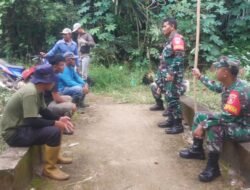 Babinsa Koramil 1003-05/Sungai Raya Laksanakan Patroli dan Silaturahmi Kepada Masyarakat