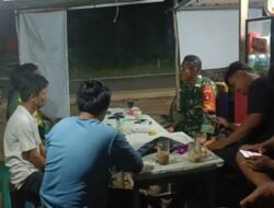 Babinsa Koramil 1005-05/Mandastana Gelar Patroli Gabungan Bersama Komduk untuk Jaga Keamanan Wilayah