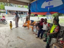 Pendekatan Humanis Babinsa Posramil 05/PC dalam Menjalin Komsos Bersama Warga di Wilayah Desa Binaan