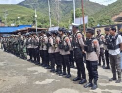 Satgas Korpasgat Ikuti Apel Gabungan TNI–Polri, Perkuat Kamtibmas di Dogiyai