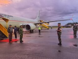 Menhan dan Panglima TNI Kunjungi Timika, Satgas Korpasgat Amankan Bandara Mozes Kilangin