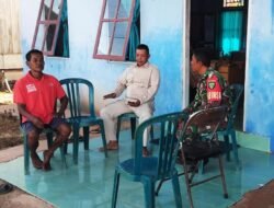 Babinsa Koramil 1707-07/Elikobel Laksanakan Komsos dengan Warga, Pererat Hubungan dan Jaga Stabilitas Keamanan