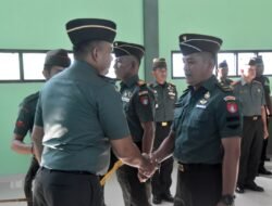 19 Prajurit Kodim 1003/HSS Naik Pangkat, Komandan Kodim 1003/HSS Pimpin Acara Korps Raport