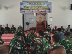 Momentum Spiritual: TNI dan Masyarakat Bersatu dalam Doa di Masjid Darul Muflihin