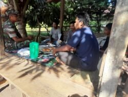Babinsa Setia Bakti Jalin Sinergi dengan Aparat Desa Wujudkan Wilayah Aman dan Kondusif