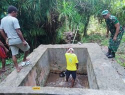 Babinsa Koramil 01/Bacan Gelar Karya Bakti Pembersihan Masjid, Wujud Sinergi TNI dan Masyarakat