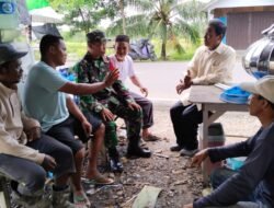 Babinsa Koramil 1010-05/CLU Laksanakan Komsos dengan Warga, Perkuat Hubungan dan Sinergi