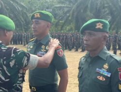 Yonif TP 826/Benuo Taka Bekerai Gelar Upacara Korps Raport Kenaikan Pangkat, 23 Prajurit Naik Pangkat