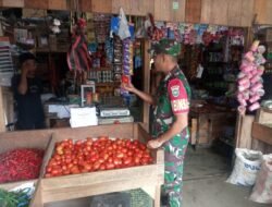 Babinsa Laksanakan Pengecekan Harga Sembako di Kecamatan Jaya