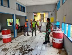 Babinsa Jajaran Korem 012/TU Ajak Pekerja PLN Jaga Keamanan Jaringan Listrik di Wilayah Binaan