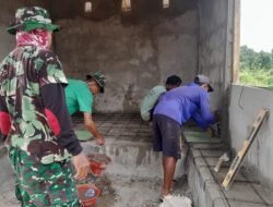 Satgas TMMD dan Warga Bersinergi dalam Pembangunan Poskamling