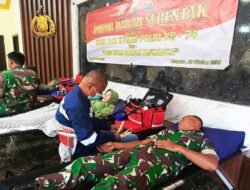 TNI dan Persit Kodim 1707/Merauke Ikuti Donor Darah dalam Rangka Hari Jadi Humas Polri