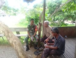 Babinsa Koramil 03/Setia Bakti Imbau Warga Waspada Bencana Saat Musim Hujan
