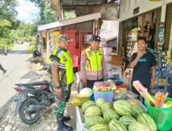 Serda Surya Darma Babinsa Koramil 01/SM Laksanakan komsos di Desa Binaan