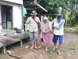 Empati TNI dalam Aksi Heroik Serma Sugeng di Desa Tumih