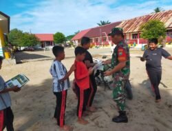 Babinsa Ajak Siswa SDN 1 Panga Tingkatkan Minat Baca Lewat Program Motor Pintar