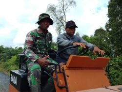 Kopda Metia Sigap Dampingi Operator Alat Berat, Proyek TMMD Tetap Tepat Waktu