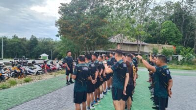 Tingkatkan Kebugaran Prajurit, Kodim 1001/HSU-BLG Gelar Lari Aerobik di Lapangan Makodim