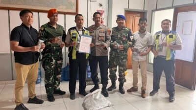 Satgas Korpasgat dan Petugas Bandara Sentani Gagalkan Penyelundupan Ganja