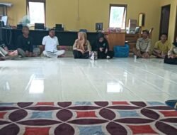 Babinsa Bungur Hadiri Musdes Penetapan Penerima Beras Bulog di Desa Timbung