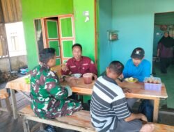 Babinsa Koramil 1203-08/Pulau Maya Laksanakan Komsos dan Anjangsana Bersama Warga
