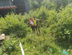 Babinsa Koramil 02/Woyla Laksanakan Gotong Royong Bersama Pemdes Ukur Tanah untuk Pendirian Bangunan Koperasi Merah Putih di Desa Binaan