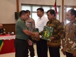 Korem 083/Bdj Wujudkan Kemanunggalan TNI dan Rakyat Lewat Kegiatan Komsos 2025
