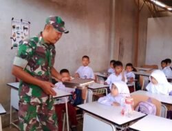 Babinsa Koramil 09/Trumon Tengah Dampingi Penyaluran MBG, Dukung Generasi Sehat dan Cerdas