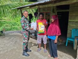 Koramil 1509-01/Bacan Salurkan Sembako Jumat Berkah kepada Warga Kurang Mampu