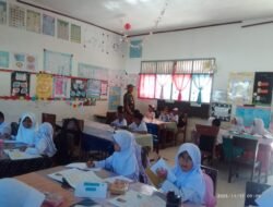 Babinsa Panga Berikan Wawasan Kebangsaan untuk Tanamkan Cinta Tanah Air pada Pelajar