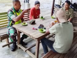 Babinsa Koramil 01/Sungaimas Serda Yuslianto Jalin Komsos, Perkuat Silaturahmi dengan Warga Desa Binaan