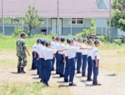 Babinsa Hadir di Sekolah: TNI AD Bentuk Disiplin dan Karakter Pelajar SMPN 3 Marabahan