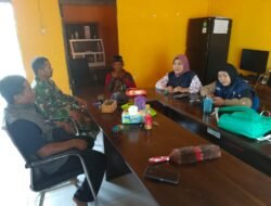 Babinsa Koramil 11/Simpang Hilir Gelar Komsos Bersama Warga dan Penyuluh Pertanian